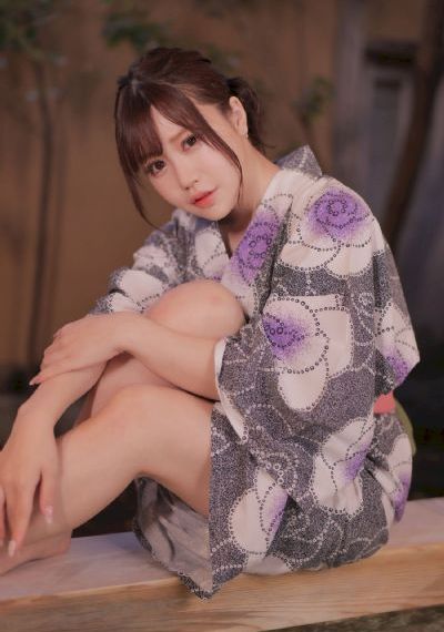 在野外被4个男人躁一夜动漫