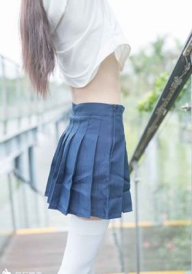 迷人的保姆免费看