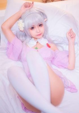 裙子下面的野兽